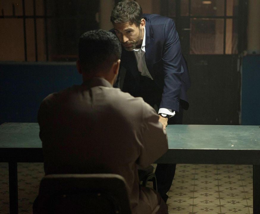 Tyrant : Fotos Adam Rayner