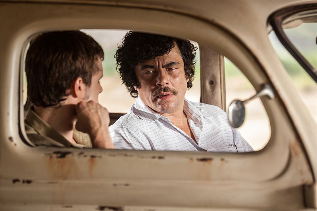 Escobar - Paraíso Perdido : Fotos Benicio Del Toro, Josh Hutcherson
