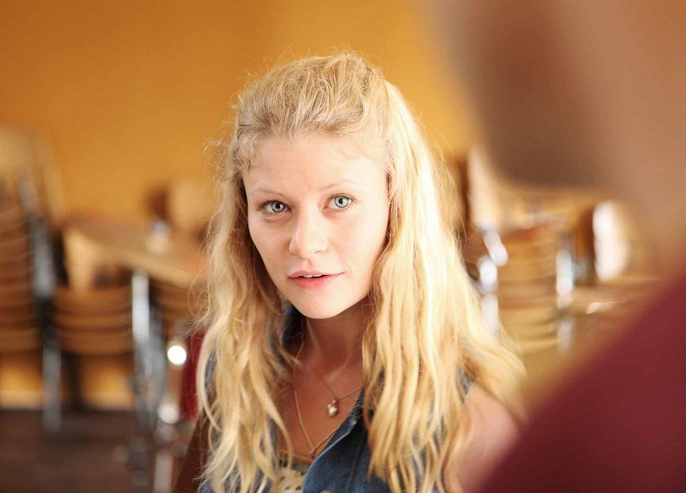 Fotos Emilie de Ravin