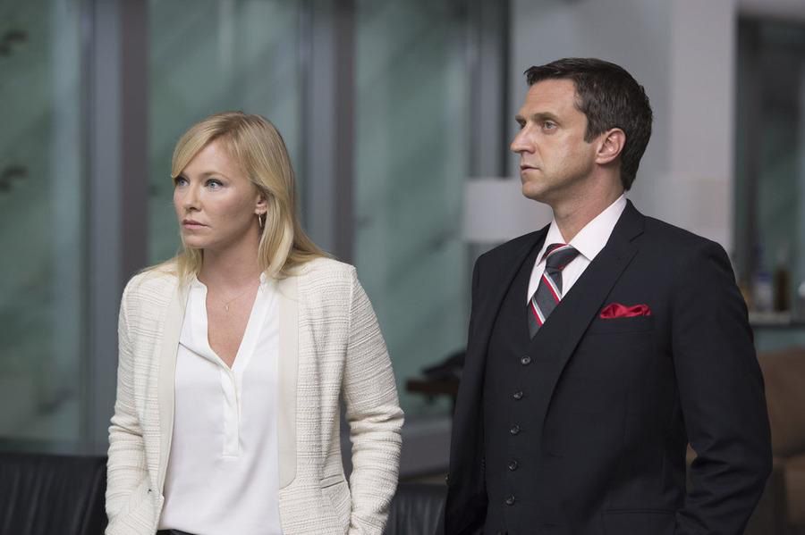 Law & Order: Special Victims Unit : Fotos Raul Esparza, Kelli Giddish