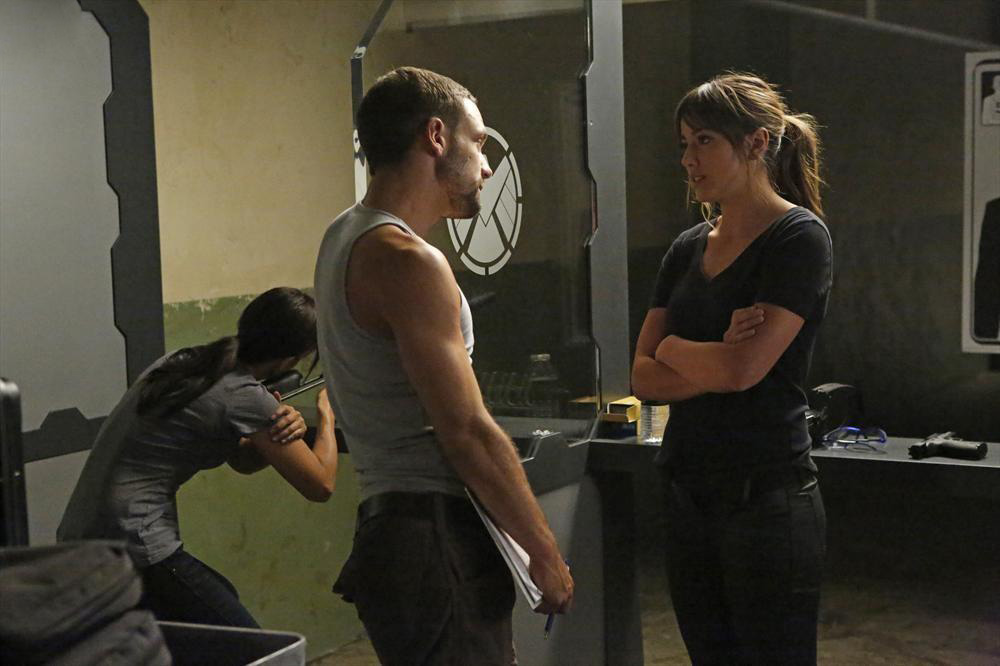 Marvel's Agents of S.H.I.E.L.D. : Fotos Chloe Bennet, Nick Blood