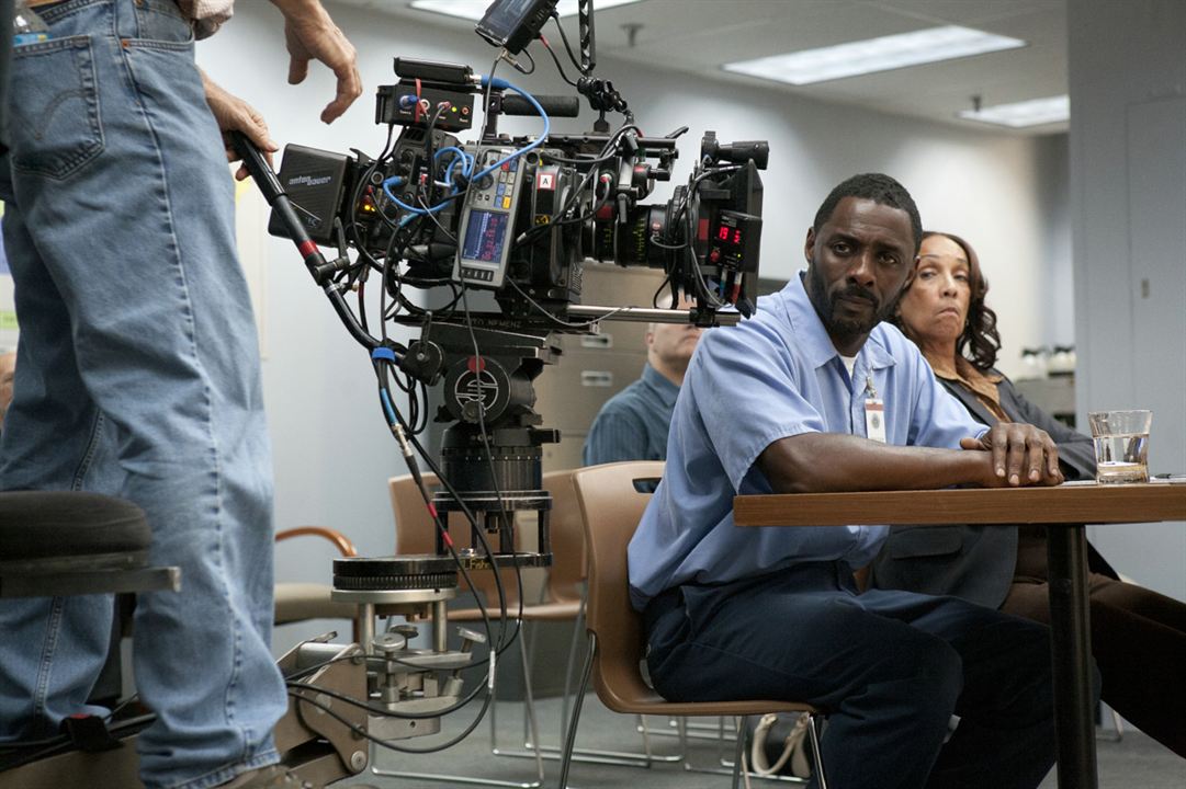 O Intruso : Fotos Idris Elba