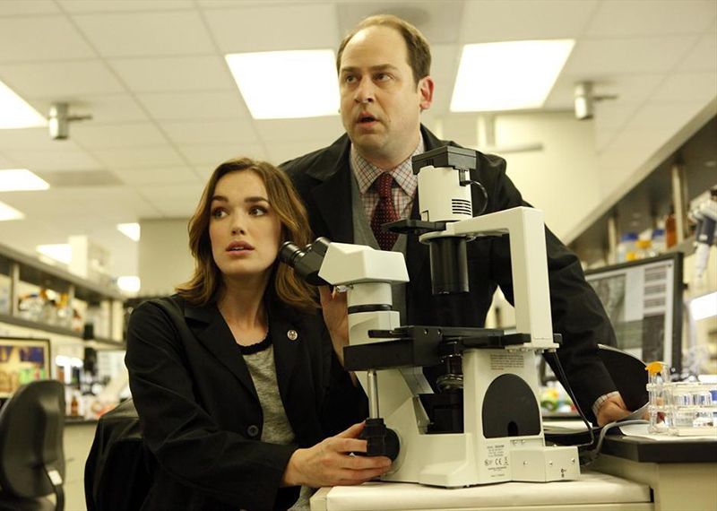 Poster Elizabeth Henstridge