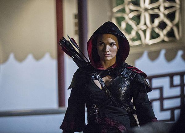 Arrow : Fotos Katrina Law