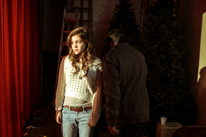The Sisterhood of Night : Fotos