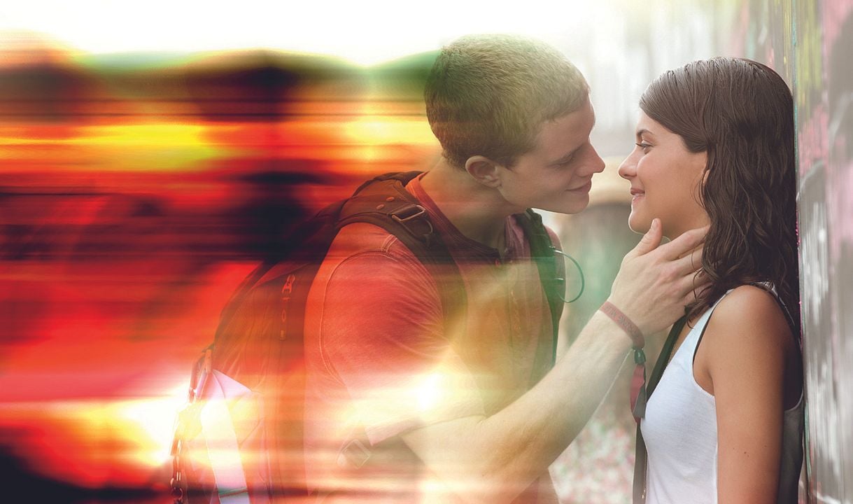 Projeto Almanaque : Fotos Jonny Weston, Sofia Black D'Elia
