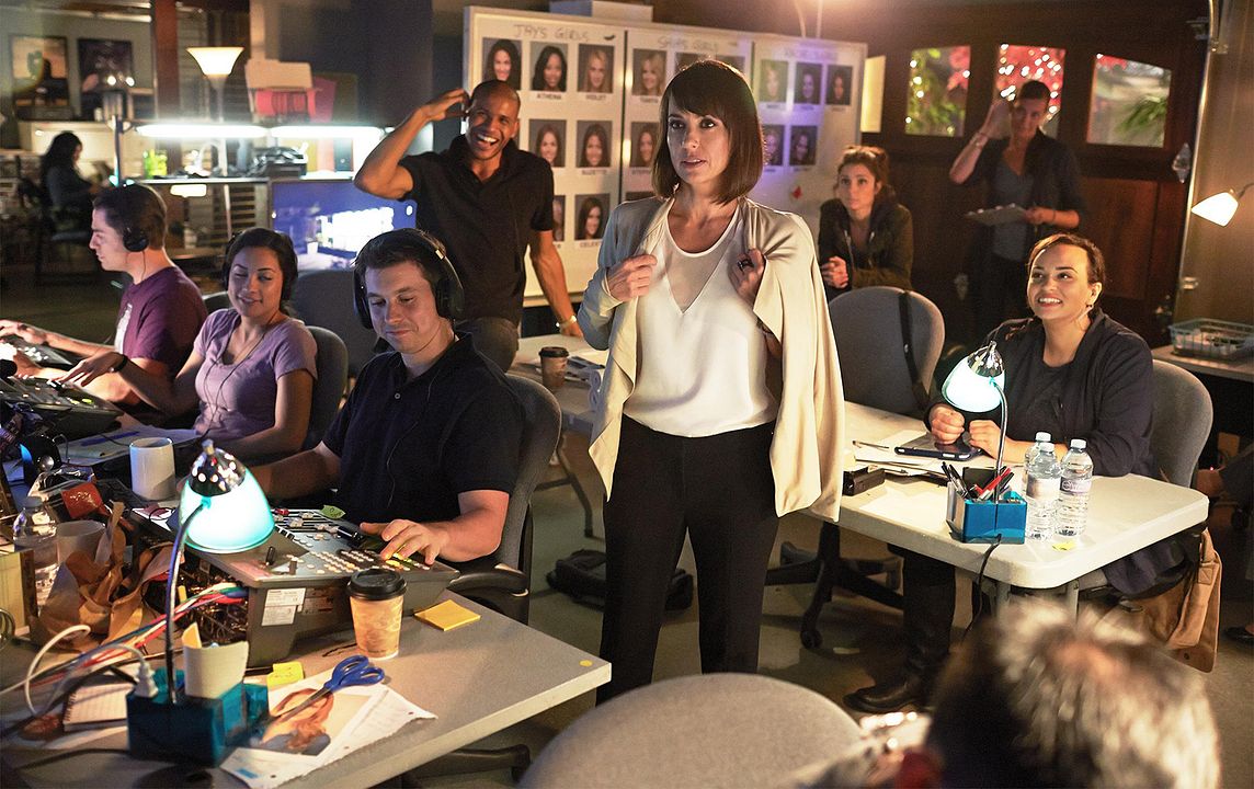 UnREAL - Nos Bastidores de um Reality : Fotos Constance Zimmer, Jeffrey Bowyer-Chapman