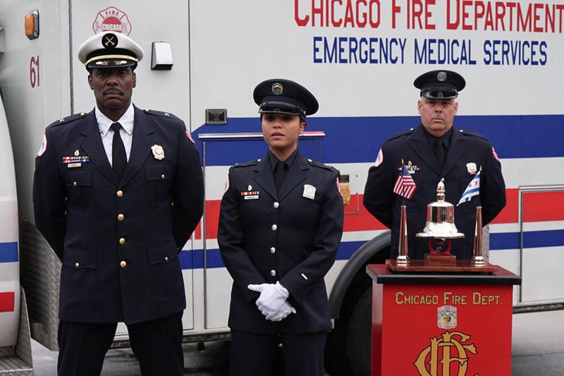 Chicago Fire : Fotos Monica Raymund, Eamonn Walker