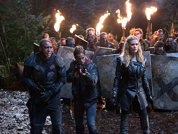The 100 : Fotos Eliza Taylor