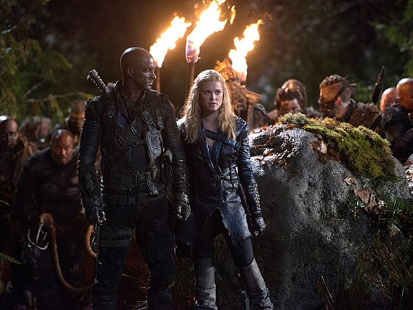 The 100 : Fotos Ricky Whittle, Eliza Taylor