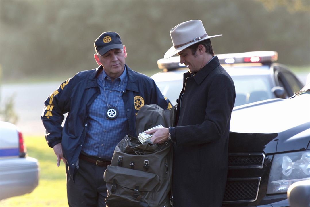 Fotos Timothy Olyphant, Nick Searcy