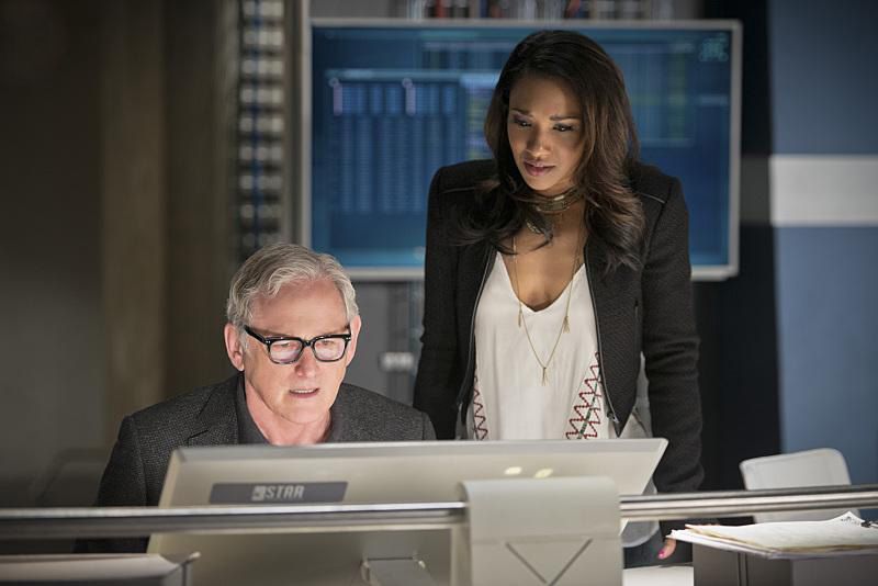 The Flash (2014) : Fotos Victor Garber, Candice Patton