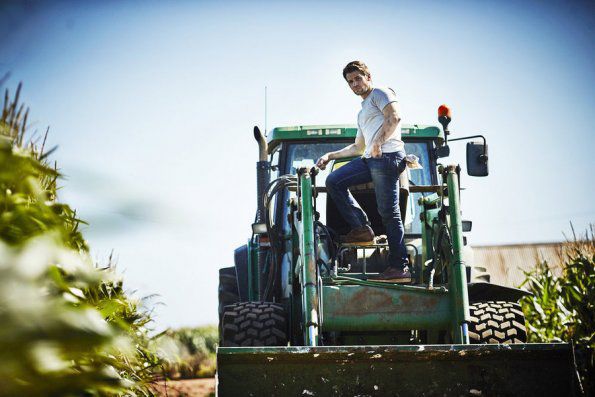 Childhood's End : Fotos Mike Vogel