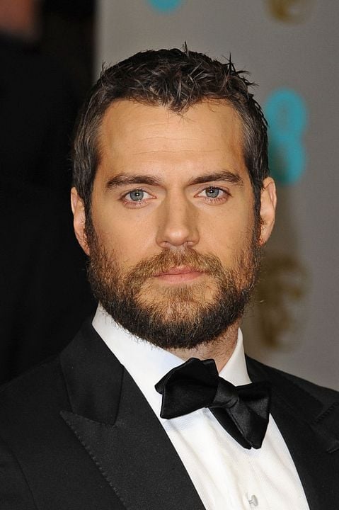 Henry Cavill tem 1,85 de altura?