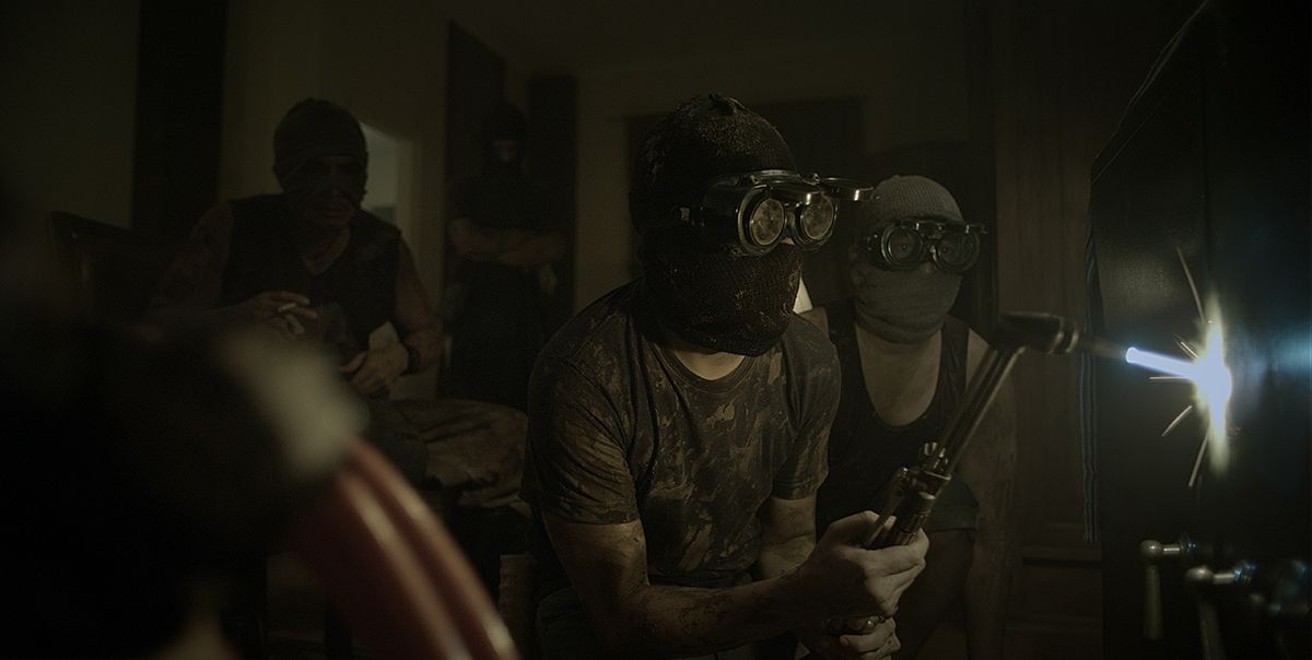 Honor Thy Father : Fotos