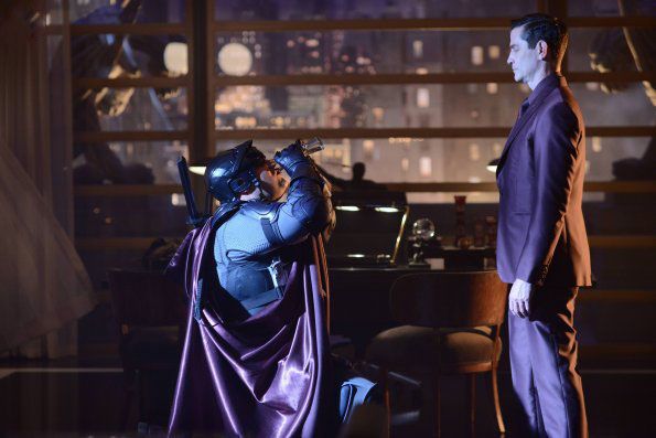 Gotham (2014) : Fotos James Frain