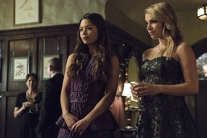 The Vampire Diaries : Fotos Teressa Liane, Scarlett Byrne