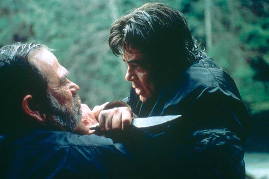 Caçado : Fotos Benicio Del Toro, Tommy Lee Jones