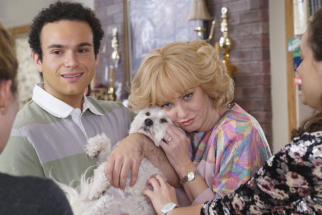 The Goldbergs : Fotos Wendi McLendon-Covey, Troy Gentile