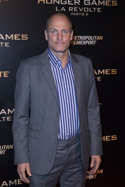 Jogos Vorazes: A Esperança - O Final : Revista Woody Harrelson