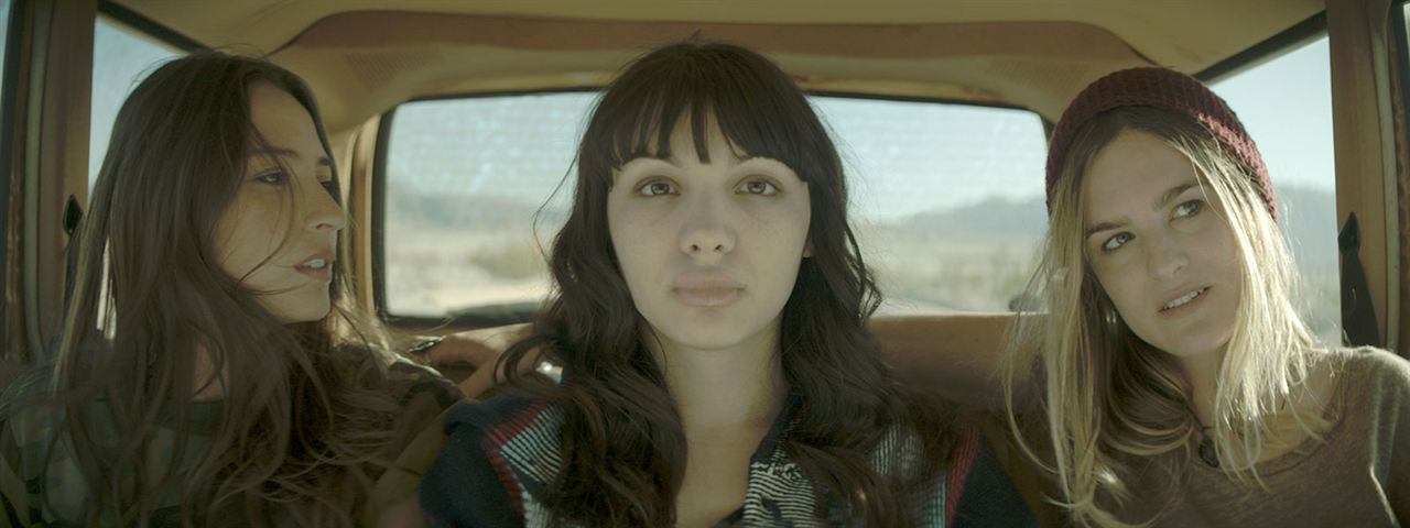 Southbound : Foto Fabianne Therese, Hannah Marks, Nathalie Love