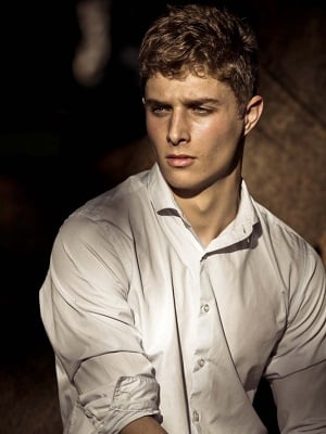 Poster Alex Cubis