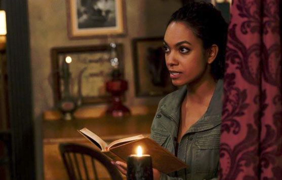 Fotos Lyndie Greenwood