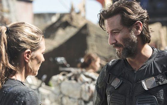 The 100 : Fotos Henry Ian Cusick