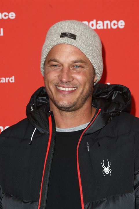 Travis Fimmel : Notícias - AdoroCinema