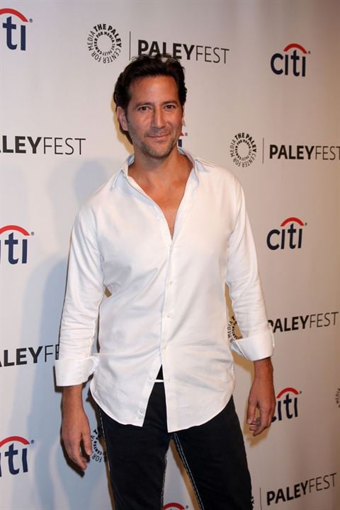 Revista Henry Ian Cusick