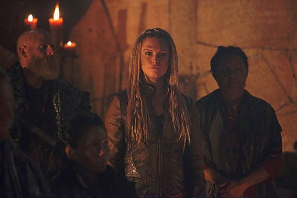 The 100 : Fotos Eliza Taylor