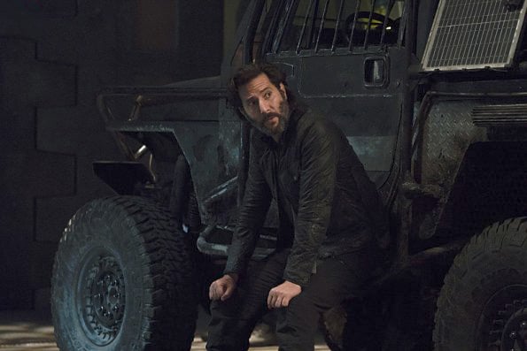 The 100 : Fotos Henry Ian Cusick