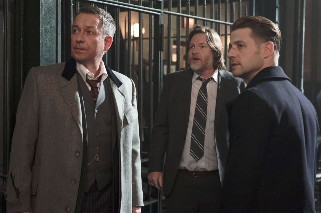 Gotham (2014) : Poster Sean Pertwee, Ben McKenzie, Donal Logue