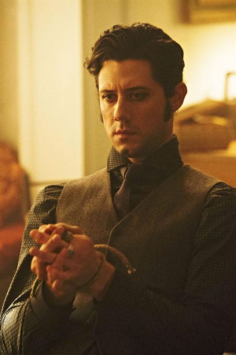 Fotos Hale Appleman