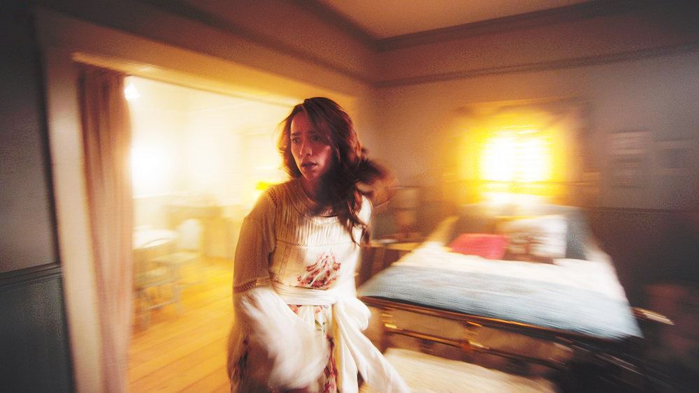 Wynonna Earp: A Maldição dos Renascidos : Fotos Melanie Scrofano