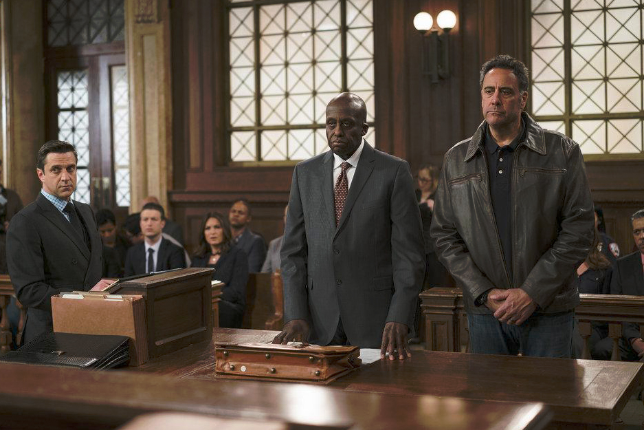 Law & Order: Special Victims Unit : Fotos Raul Esparza, Bill Duke, Brad Garrett