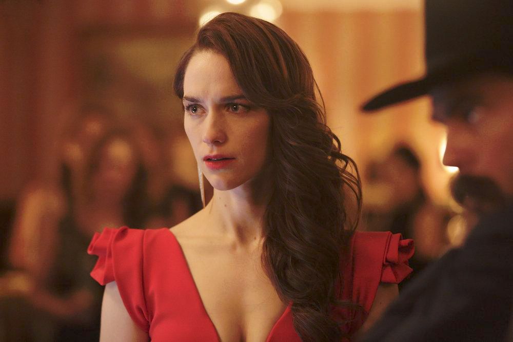Wynonna Earp: A Maldição dos Renascidos : Fotos Melanie Scrofano