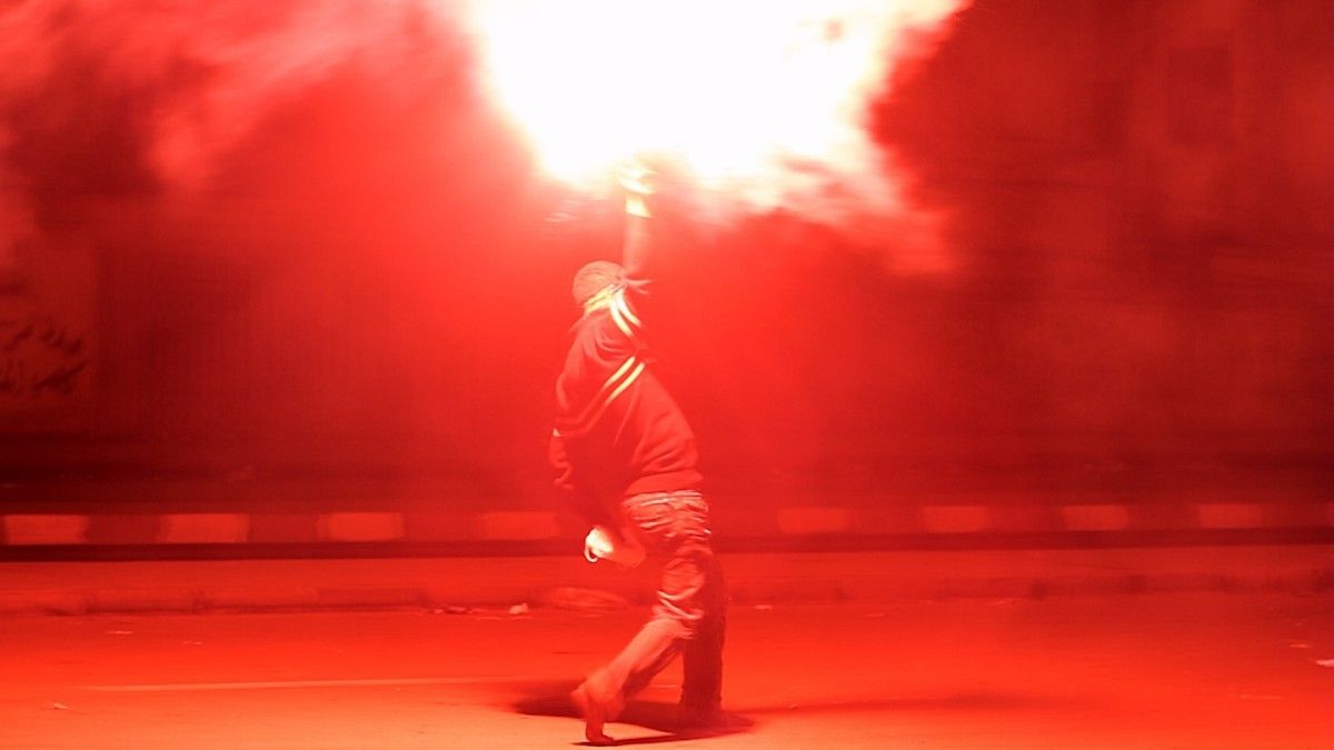 Whose Country? : Fotos