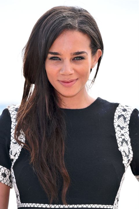 Poster Hannah John-Kamen