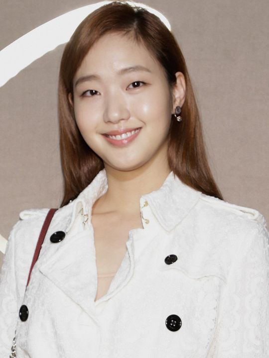 Poster Go-eun Kim