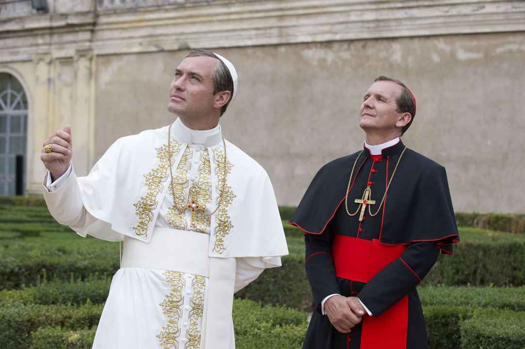 The Young Pope : Fotos Sebastian Roché, Jude Law