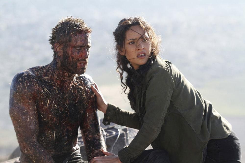 Fotos Oliver Jackson-Cohen, Adria Arjona