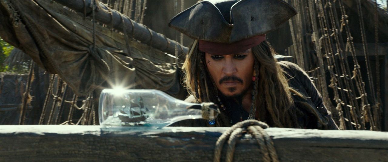 Piratas do Caribe: A Vingança de Salazar : Fotos Johnny Depp
