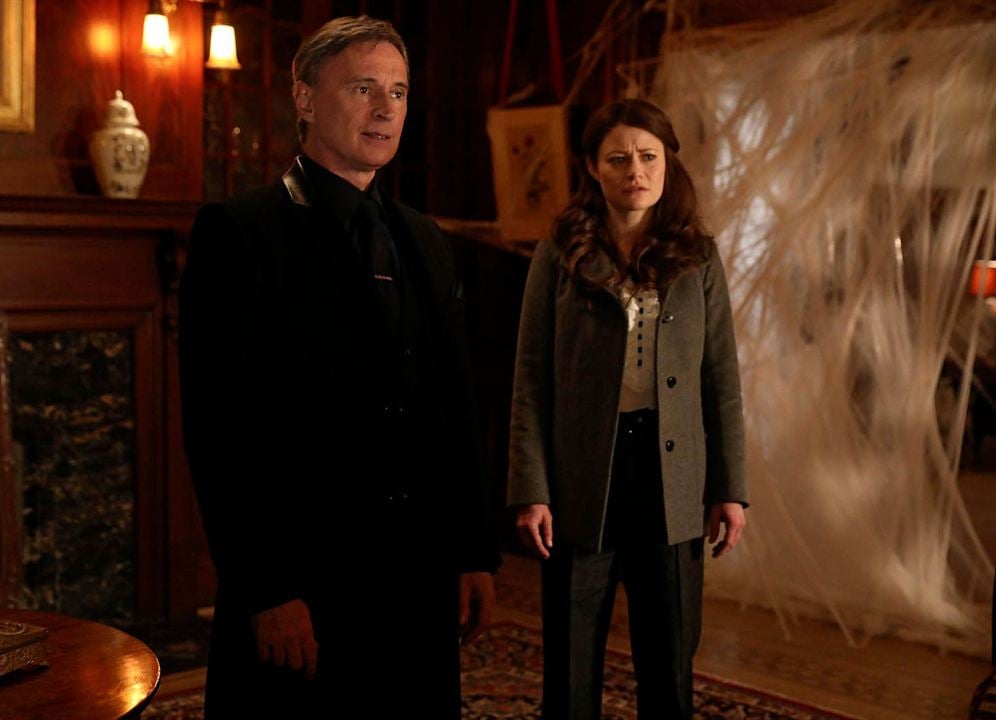 Once Upon a Time : Fotos Robert Carlyle, Emilie de Ravin