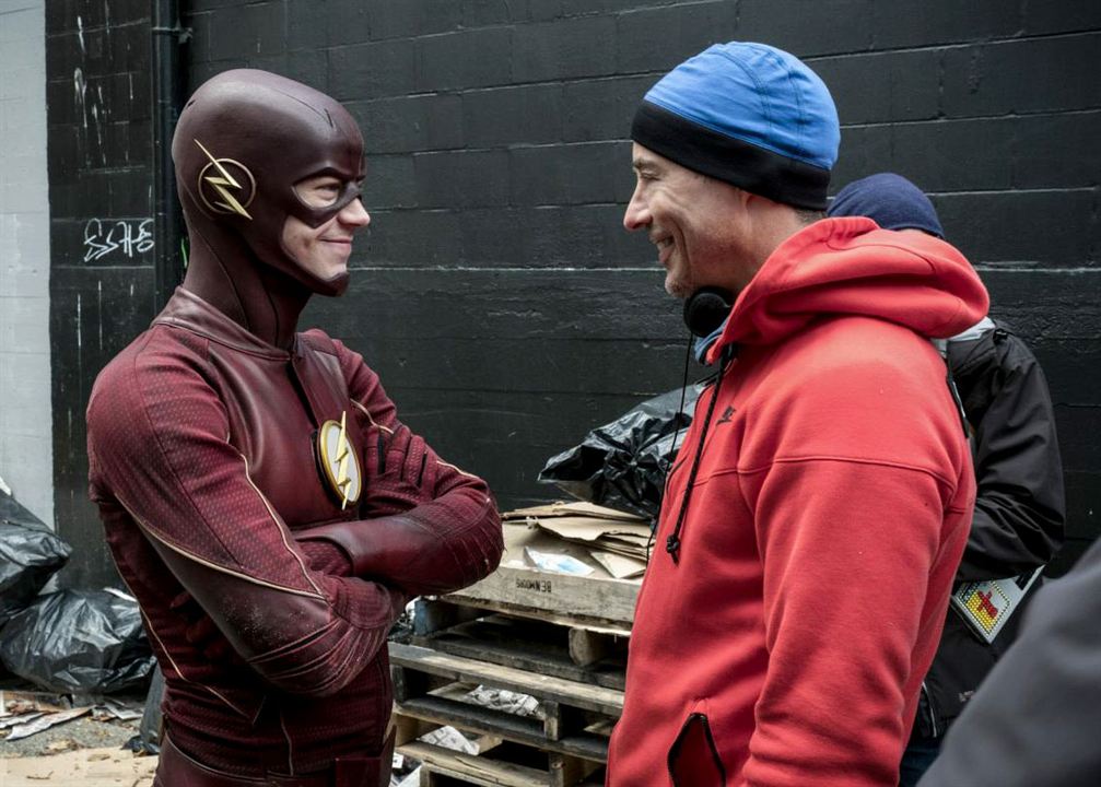 The Flash (2014) : Fotos Tom Cavanagh, Grant Gustin