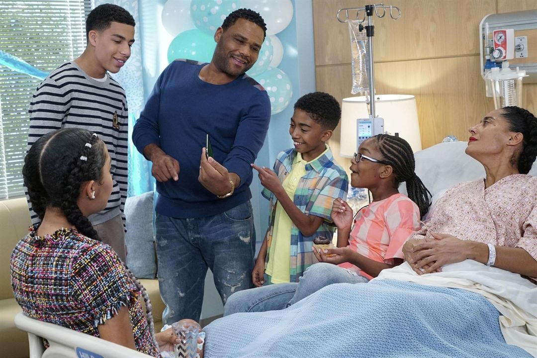 Fotos Tracee Ellis Ross, Anthony Anderson, Marcus Scribner, Miles Brown, Marsai Martin