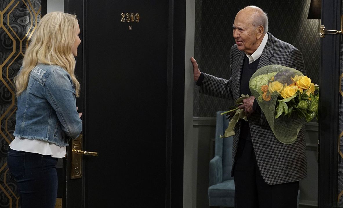 Young & Hungry : Fotos Emily Osment, Carl Reiner