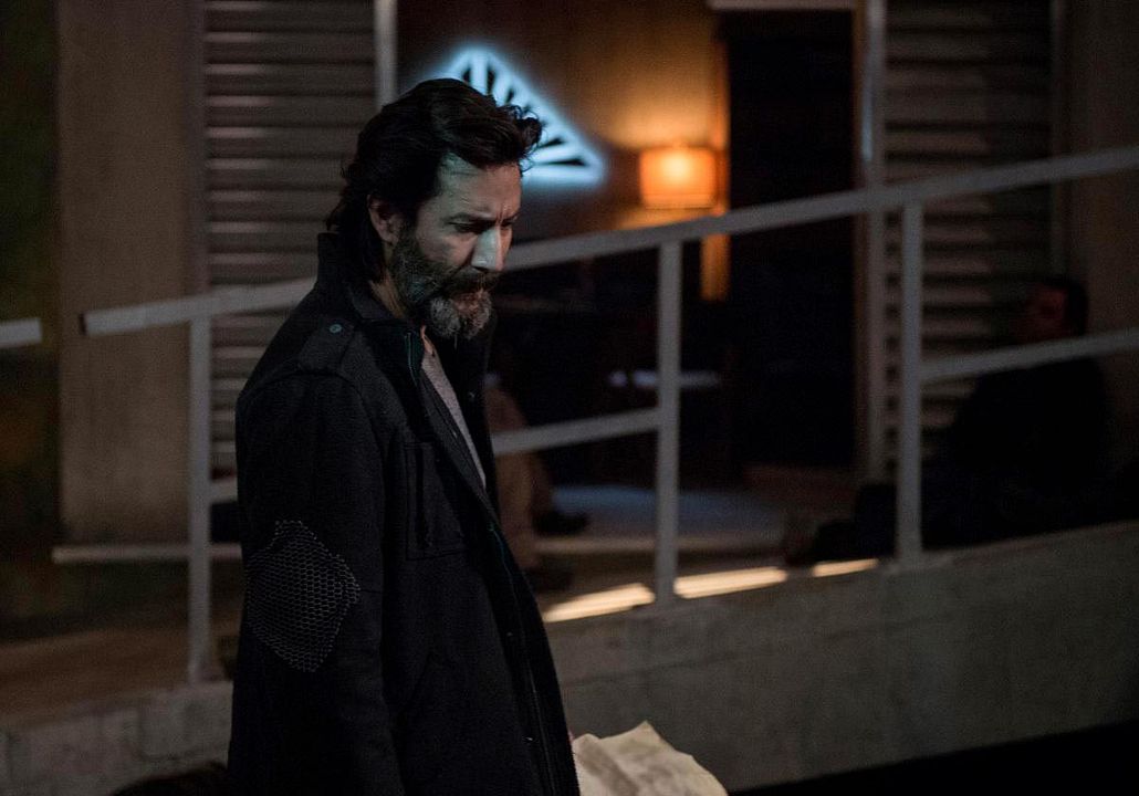 The 100 : Fotos Henry Ian Cusick