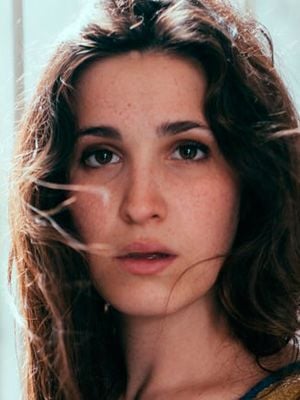 Poster Carla Linares