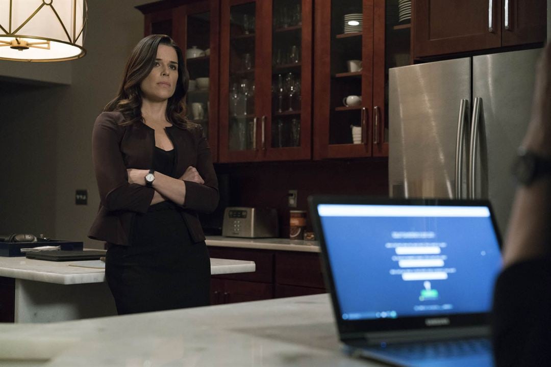 House of Cards : Fotos Neve Campbell